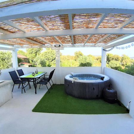 Apartment Svilan - Terrace With Sea View And Nature Zečevo Exterior foto
